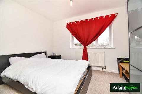 1 bedroom apartment to rent, Sycamore Hill, London N11