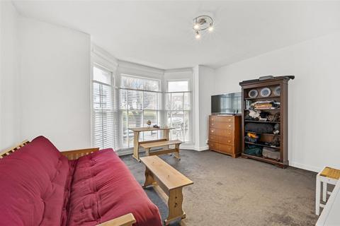 Studio for sale, Worple Road, Raynes Park, SW20