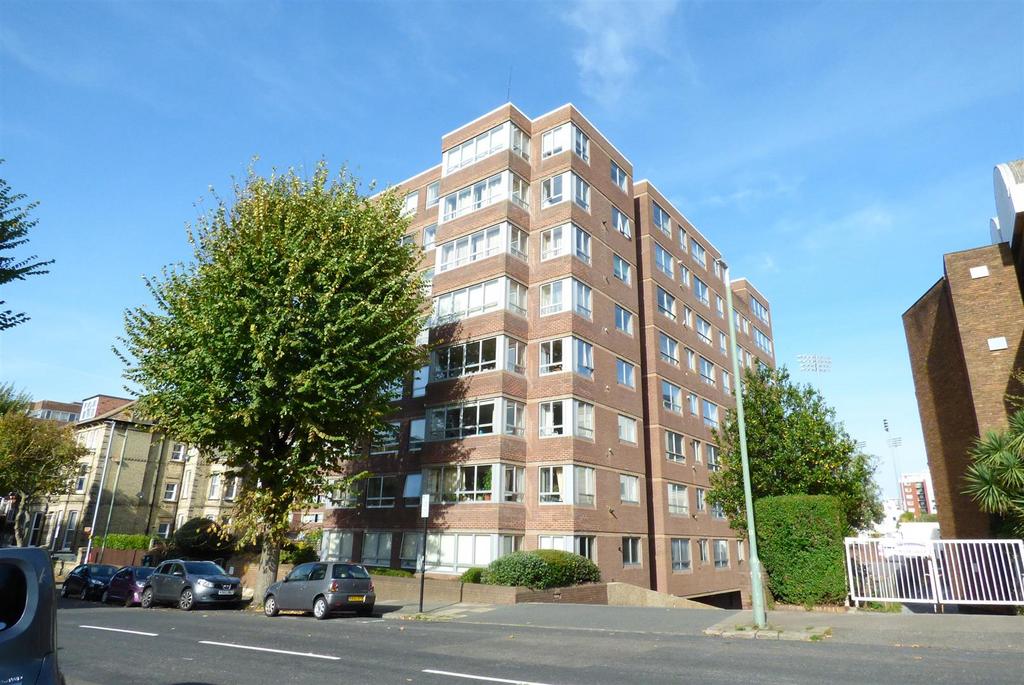 Sussex Court - Landscape.JPG