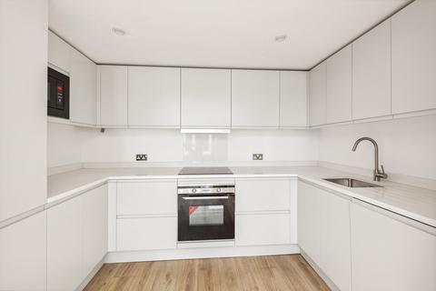 2 bedroom flat to rent, Westbourne Grove, London W11.