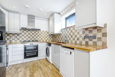 1 bedroom apartment to rent, Inwood Road, Hounslow TW3