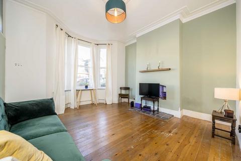 1 bedroom flat to rent, Rosenthorpe Road, London SE15