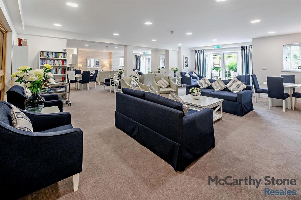Homeowners Lounge