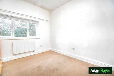 2 bedroom apartment to rent, Cornwall Avenue, London N3