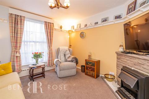 4 bedroom detached house for sale, Southport Road, Chorley