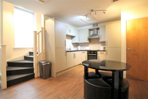 3 bedroom apartment to rent, Huntingdon Street, Nottingham, NG1