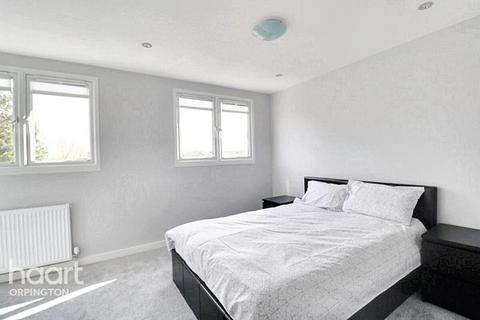 7 Cygnet Close, Orpington, BR5 2FB