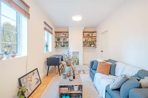 2 bedroom flat for sale, Dynham Road, West Hampstead, NW6