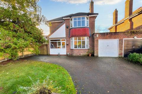 3 bedroom detached house for sale, Greenway Close, Sale