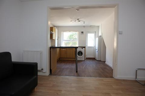 4 bedroom house to rent, Washington Street, Brighton