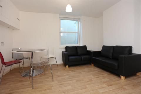 undefined, Washington Street, Brighton