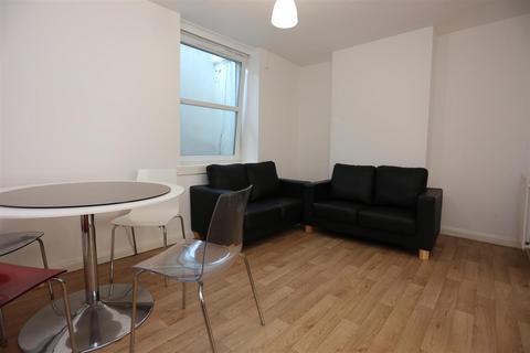 undefined, Washington Street, Brighton