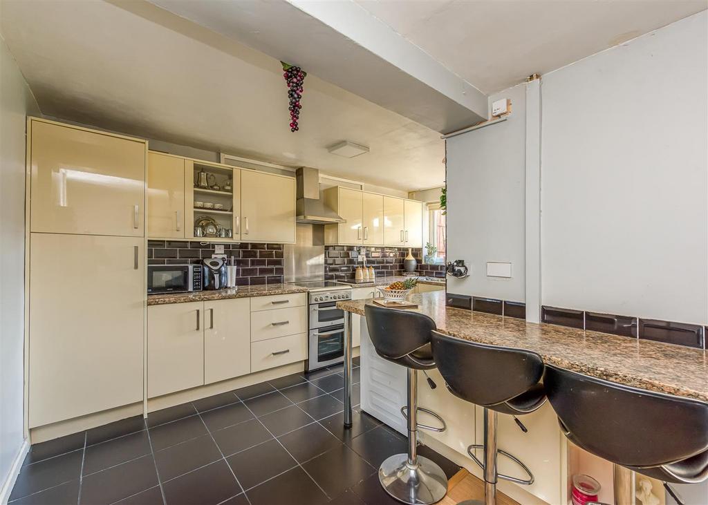 8 Wendover Road Kitchen B.jpg