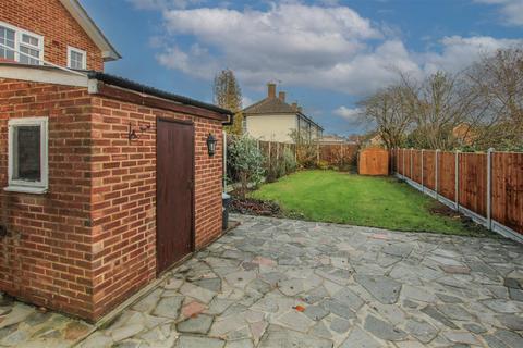 2 bedroom semi-detached house for sale, The Broadwalk South, Brentwood