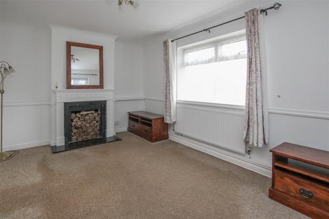 2 bedroom semi-detached house for sale, The Broadwalk South, Brentwood