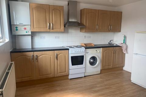 2 bedroom flat to rent, Upton Lane, London, E7