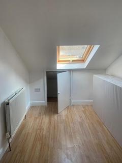 2 bedroom flat to rent, Upton Lane, London, E7