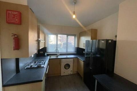 1 bedroom terraced house to rent, Sturry Road, Kent CT1