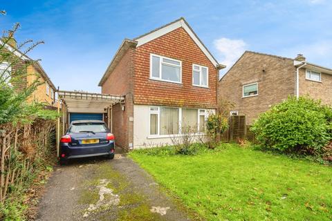 3 bedroom detached house for sale, Southfields Close, Chichester PO19