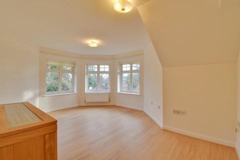 2 bedroom apartment to rent, Grandfield Avenue, Hertfordshire WD17