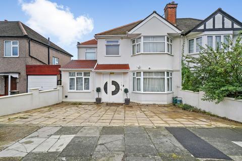 4 bedroom semi-detached house for sale, Dollis Hill Avenue, Dollis Hill, NW2