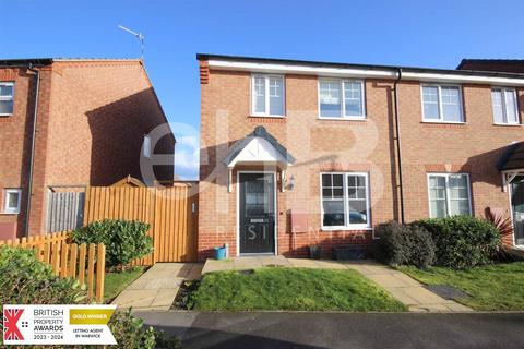 2 bedroom semi-detached house to rent, Brackley Crescent, Warwick