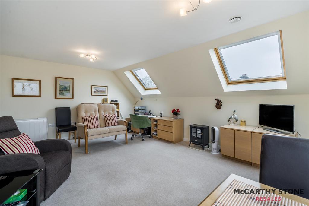 8627535-interior04.jpg