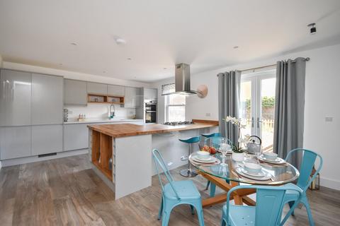 5 bedroom end of terrace house for sale, Parkside, Folkestone, CT19