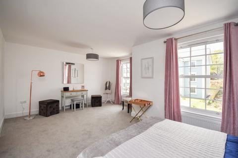 5 bedroom end of terrace house for sale, Parkside, Folkestone, CT19