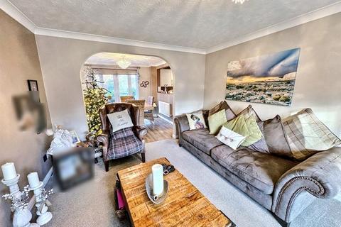 4 bedroom detached house for sale, Tillingham Way, Stone Cross, Pevensey