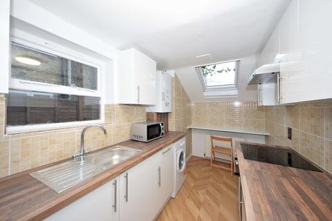 5 bedroom terraced house to rent, Everington Street,  London, W6