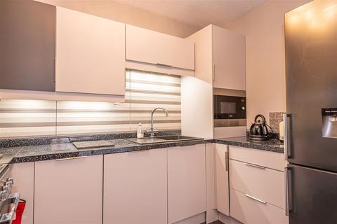 2 bedroom apartment to rent, Rowntree Wharf, Navigation Rd