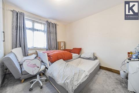 389 Commonside East, Mitcham, CR4 1HG