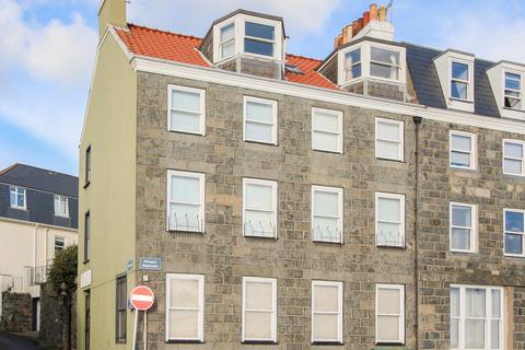 4 bedroom property for sale, 33 Glategny Esplanade, St Peter Port, Guernsey, GY1