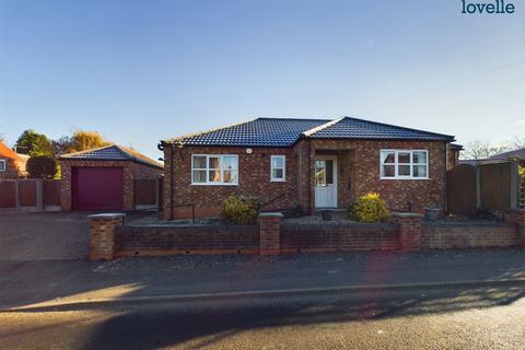 3 bedroom detached bungalow for sale, Mill Lane, Middle Rasen, LN8