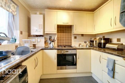 3 bedroom semi-detached house for sale, Camwood Gardens, Ipswich