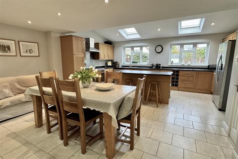 3 bedroom detached house for sale, Witley