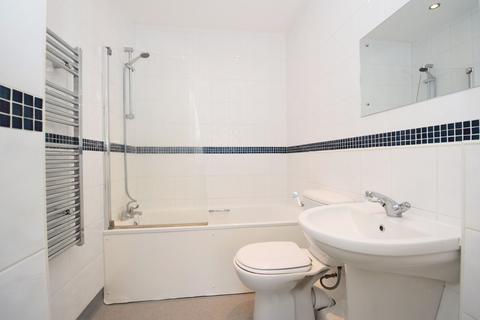 1 bedroom property to rent, Wood End Gardens, Northolt UB5