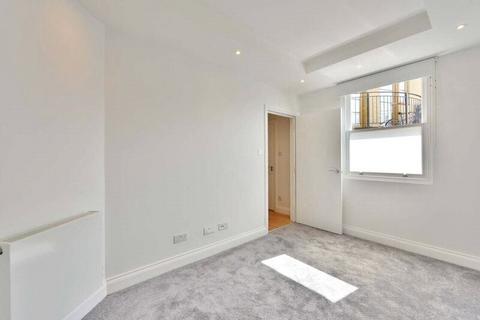 3 bedroom flat to rent, 46 Chippenham Road, London W9