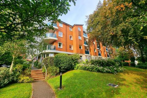 1 bedroom apartment for sale, Pantygwydr Court, Sketty, Swansea