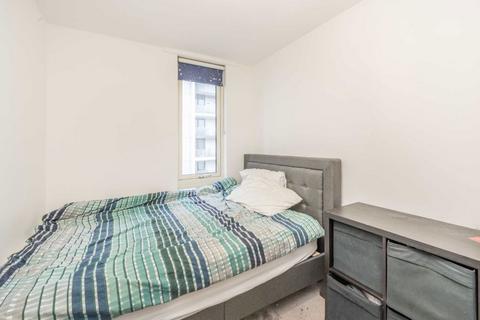 2 bedroom flat to rent, Robsart Street, London SW9