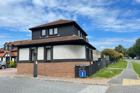 2 bedroom link detached house to rent, Eastbourne Road, Seaford BN25