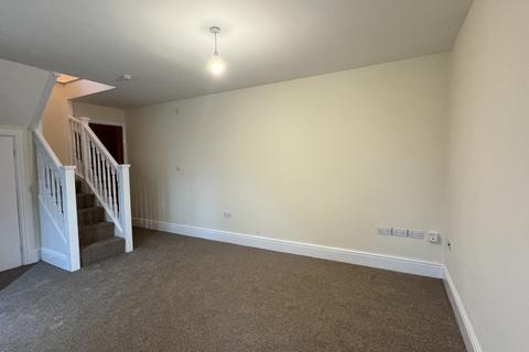 2 bedroom link detached house to rent, Eastbourne Road, Seaford BN25