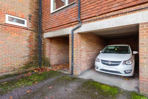 2 bedroom maisonette for sale, Chesham,  Buckinghamshire,  HP5