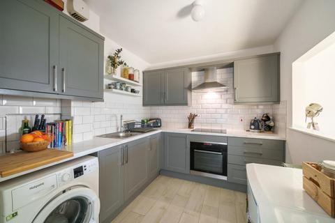 2 bedroom maisonette for sale, Chesham,  Buckinghamshire,  HP5