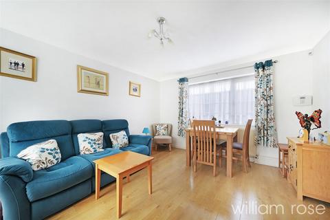 2 bedroom terraced bungalow for sale, Wood Lane, Woodford Green IG8