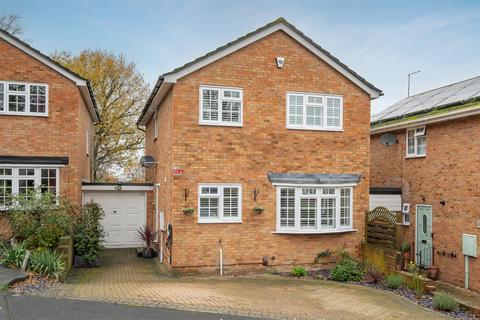 4 bedroom link detached house for sale, Washington Drive, Windsor