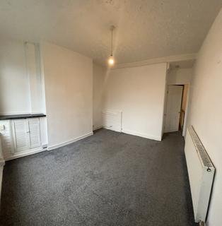 3 bedroom terraced house to rent, Western Road, Leicester, LE3