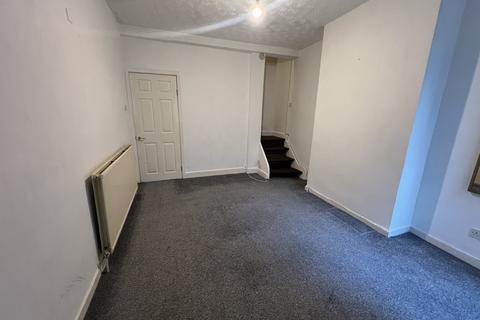 3 bedroom terraced house to rent, Western Road, Leicester, LE3