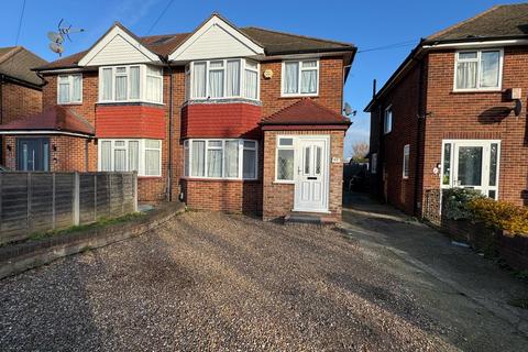 3 bedroom semi-detached house to rent, Wood End Green Road, Hayes, UB3